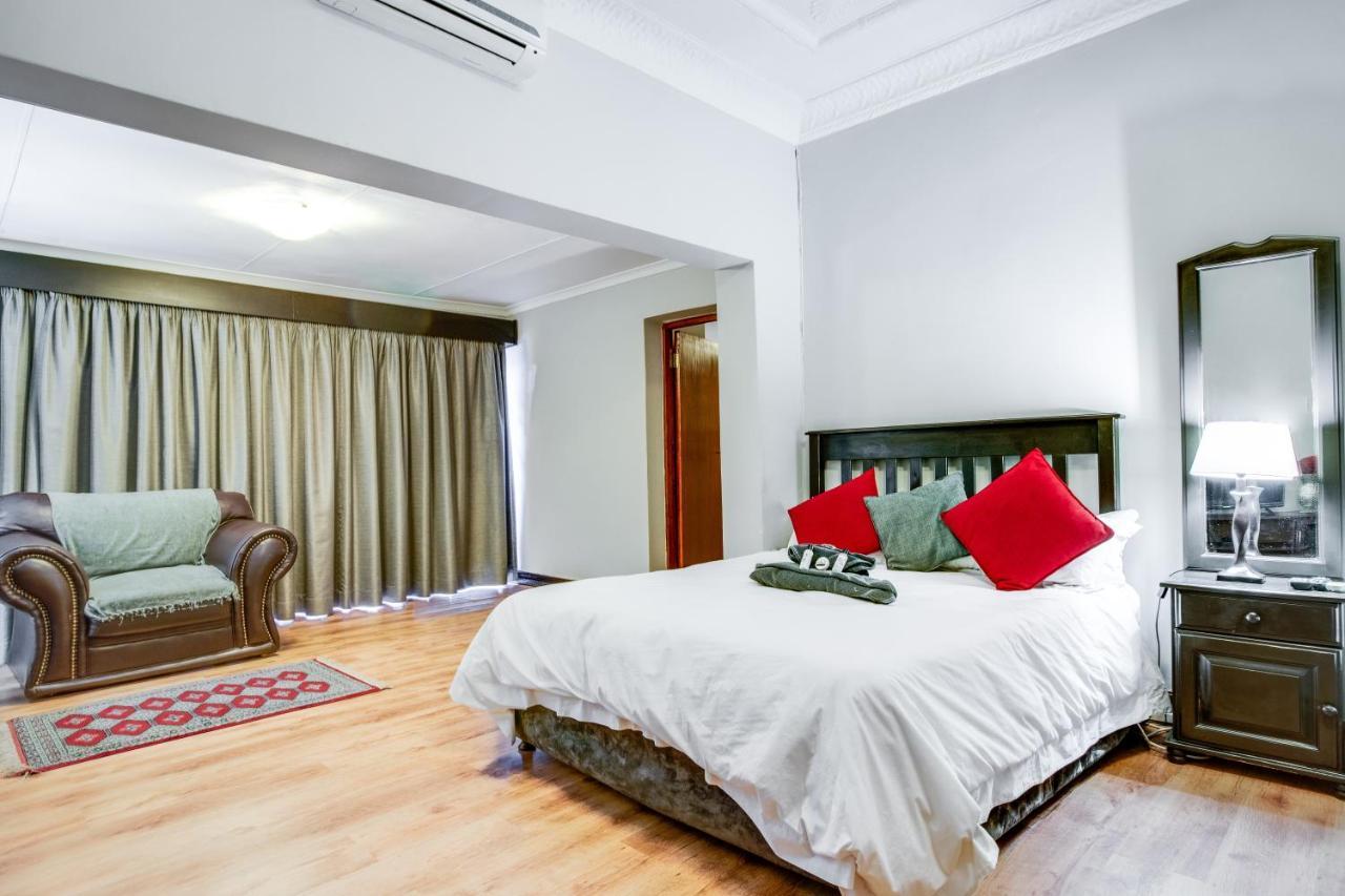 The Nightingale Guesthouse Bloemfontein Exterior foto